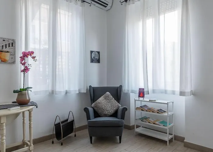 Penthouse With Terrace Close To Vatican Apartament